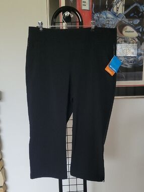 Columbia All Seasons Capri, XL, Black, NWT